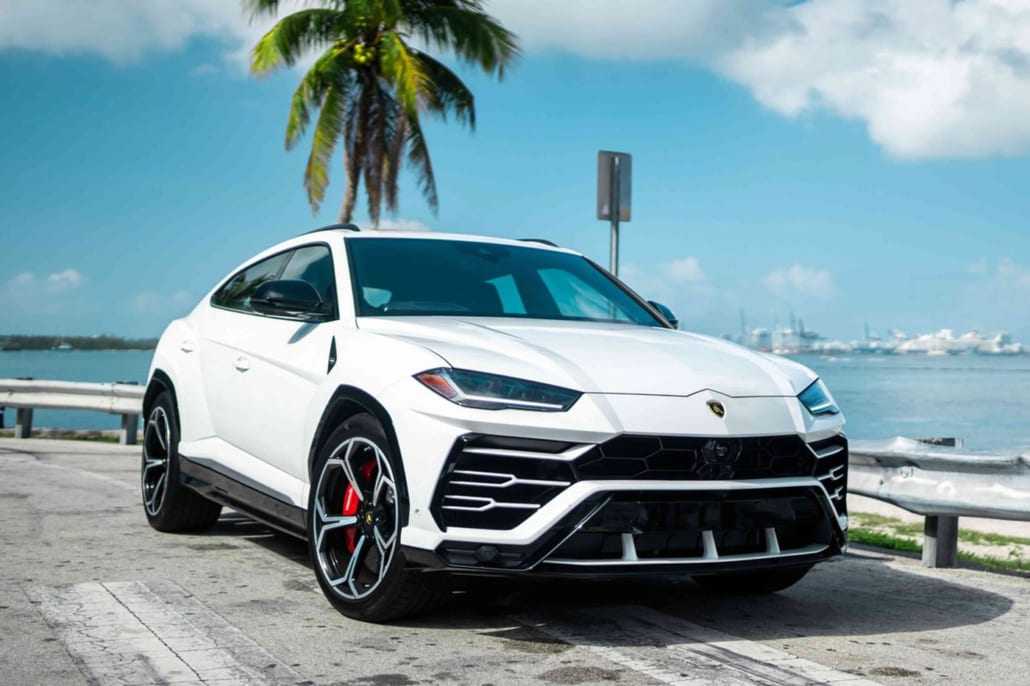 Lamborghini Urus Matte White - LA Car Collection